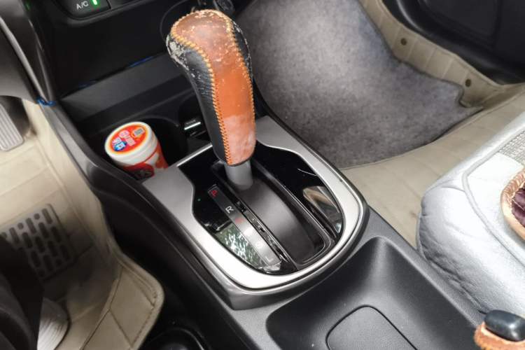 Used Honda Greiz 2016 1.5L CVT Comfort Version Gear Lever