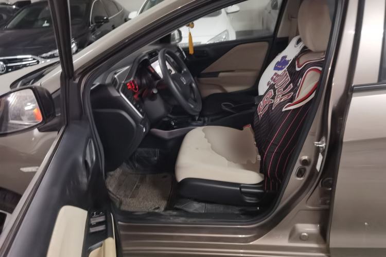 Used Honda Greiz 2016 1.5L Manual Classic Edition Left Front Seat