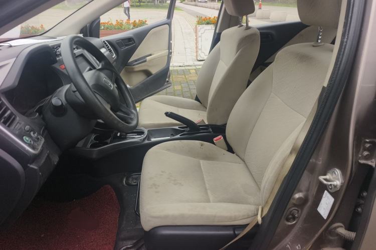 Used Honda Greiz 2016 1.5L CVT Classic Edition Left Front Seat