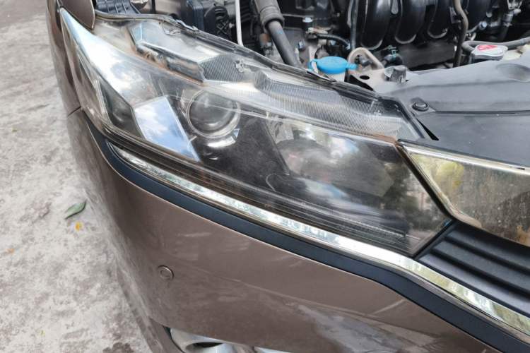Used Honda Greiz 2016 1.5L CVT Comfort Version Right Front Headlight