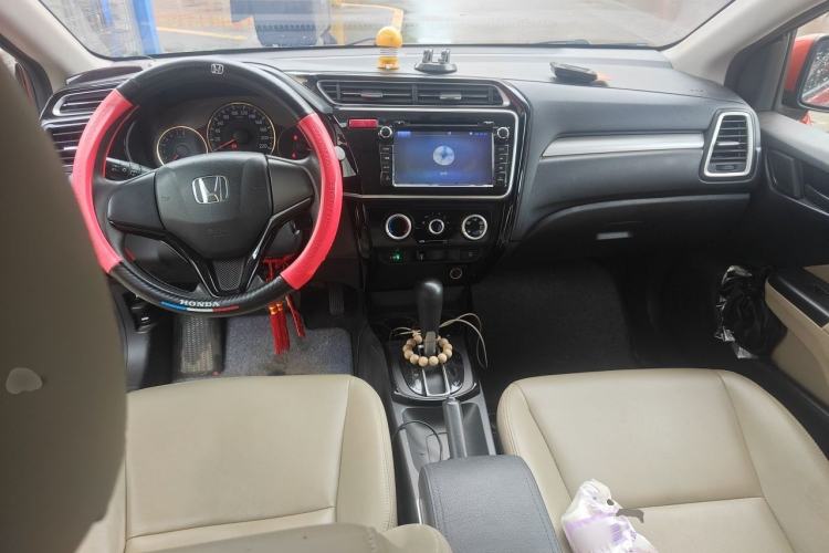 Used Honda Greiz 2016 1.5L CVT Comfort Version Center Console
