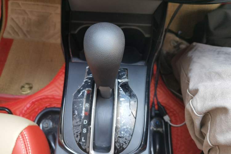 Used Honda Greiz 2016 1.5L CVT Comfort Version Gear Lever