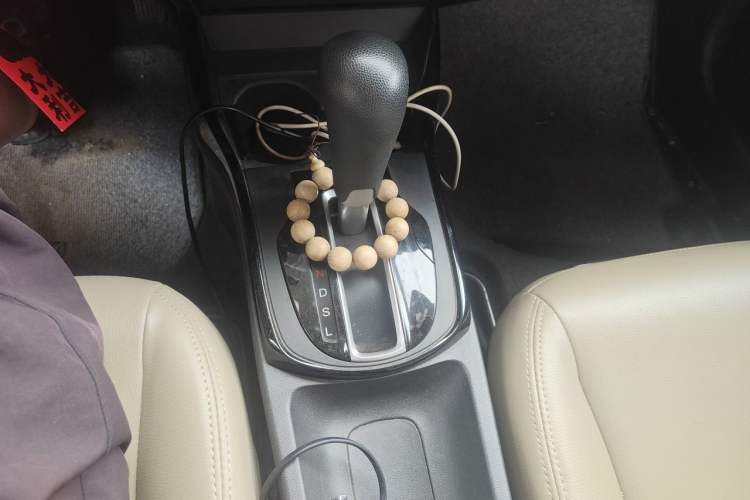 Used Honda Greiz 2016 1.5L CVT Comfort Version Gear Lever