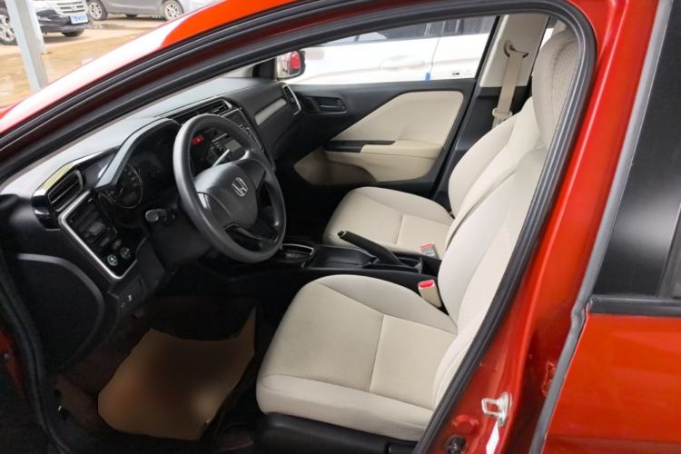 Used Honda Greiz 2016 1.5L CVT Comfort Version Left Front Seat