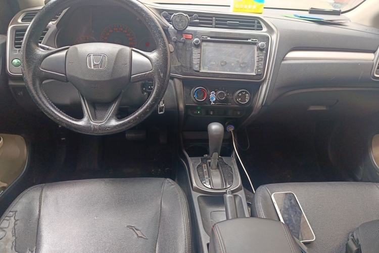 Used Honda Greiz 2016 1.5L CVT Classic Edition Center Console