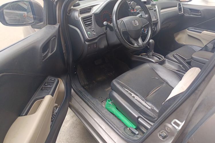 Used Honda Greiz 2016 1.5L CVT Classic Edition Driver Seat
