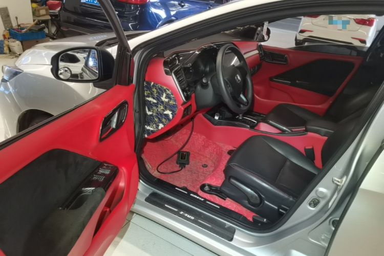 Used Honda Greiz 2016 1.5L CVT Fashion Edition Driver Seat