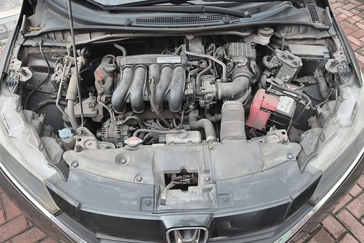 Used Honda Greiz 2016 1.5L Manual Classic Edition Engine Bay