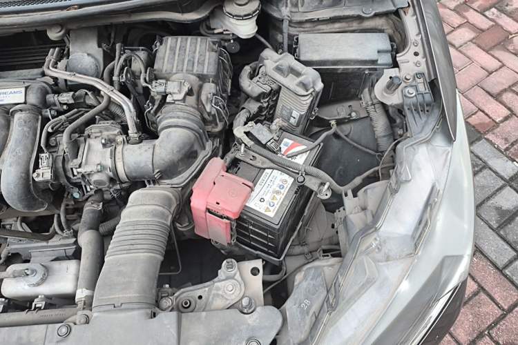 Used Honda Greiz 2016 1.5L Manual Classic Edition Engine Bay Left
