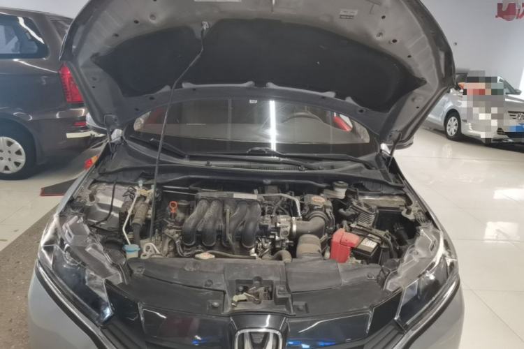 Used Honda Greiz 2016 1.5L CVT Fashion Edition Engine Bay