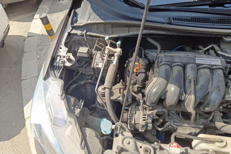 Used Honda Greiz 2016 1.5L CVT Luxury Edition Engine Bay Right
