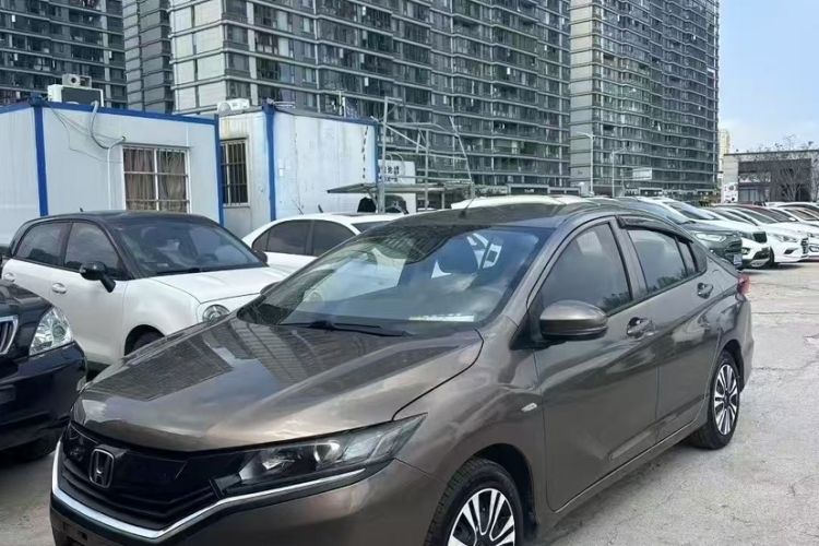 Used Honda Greiz 2016 1.5L Manual Classic Edition Exterior 3