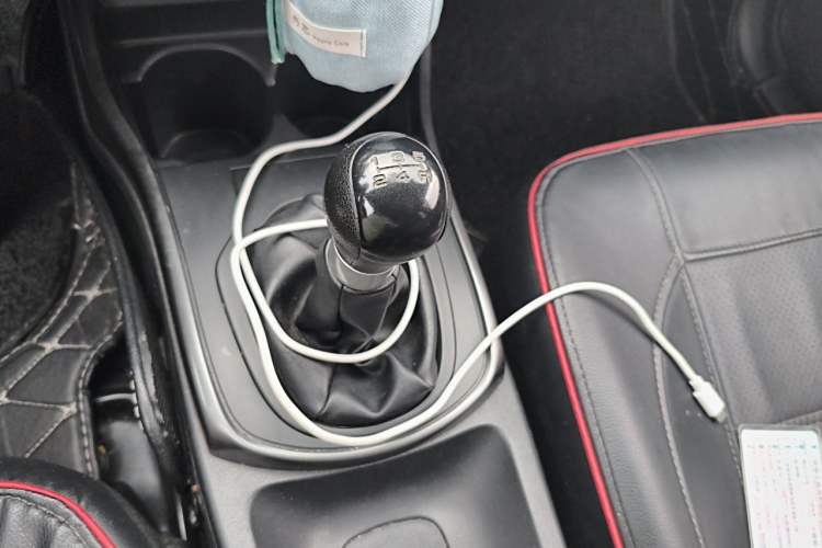 Used Honda Greiz 2016 1.5L Manual Classic Edition Gear Lever