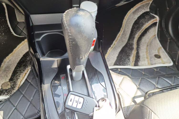 Used Honda Greiz 2016 1.5L CVT Luxury Edition Gear Lever