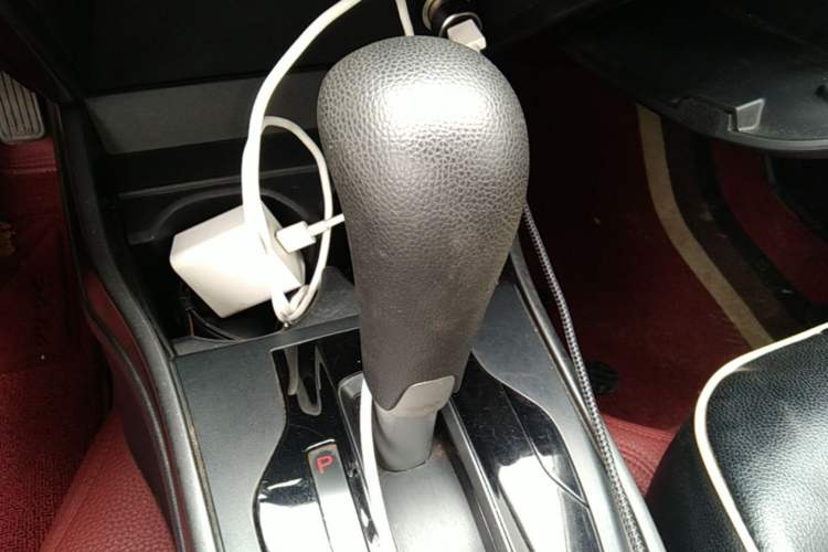 Used Honda Greiz 2016 1.5L CVT Classic Edition Gear Lever