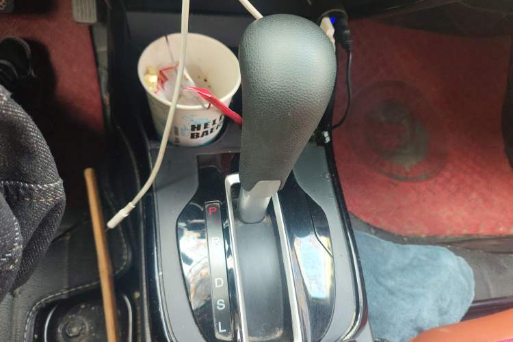 Used Honda Greiz 2016 1.5L CVT Comfort Version Gear Lever