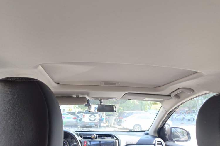 Used Honda Greiz 2016 1.5L CVT Luxury Edition Headliner