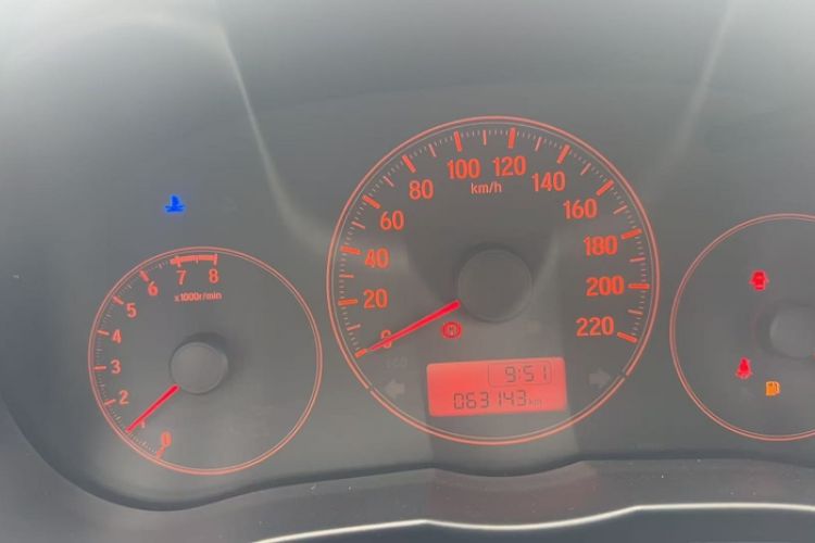 Used Honda Greiz 2016 1.5L Manual Classic Edition Interior 2
