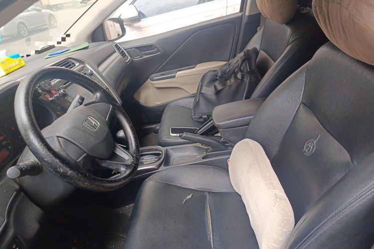 Used Honda Greiz 2016 1.5L CVT Classic Edition Left Front Seat