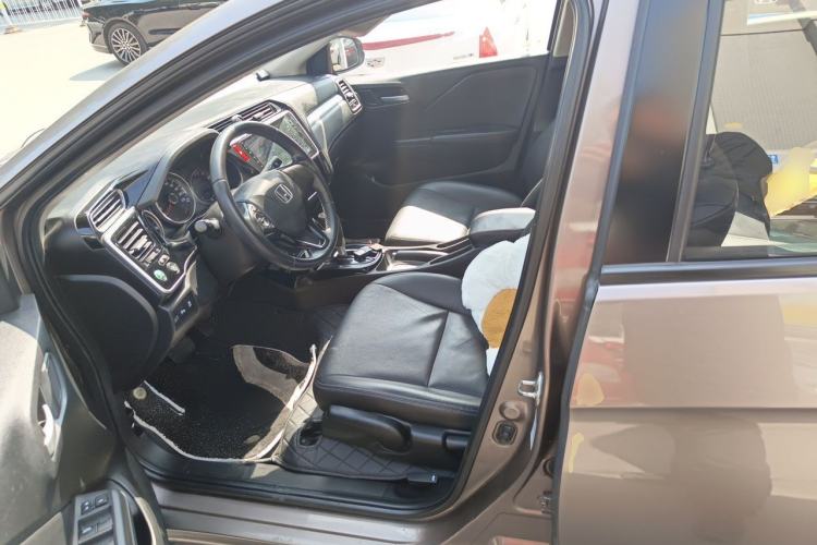 Used Honda Greiz 2016 1.5L CVT Luxury Edition Left Front Seat