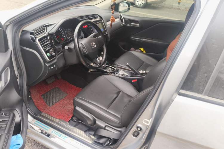 Used Honda Greiz 2016 1.5L CVT Luxury Edition Left Front Seat
