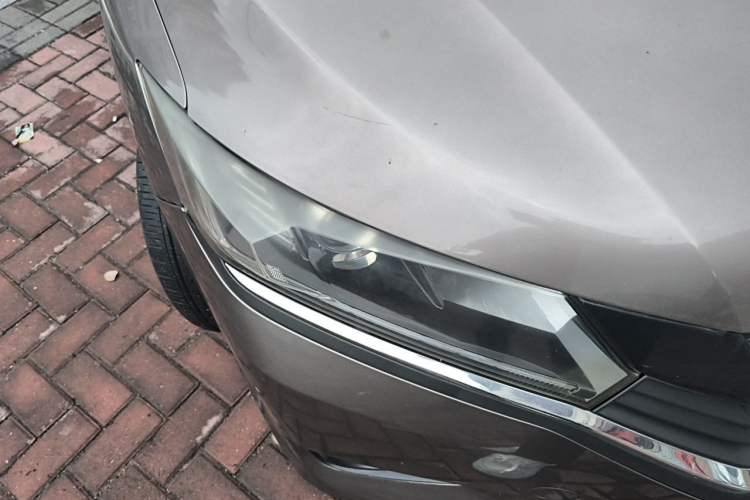 Used Honda Greiz 2016 1.5L Manual Classic Edition Right Front Headlight