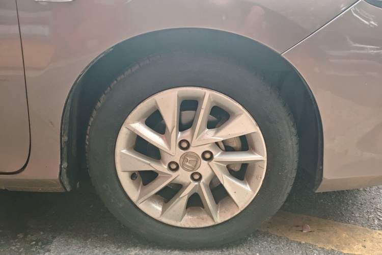 Used Honda Greiz 2016 1.5L CVT Fashion Edition Right Front Wheel Hub