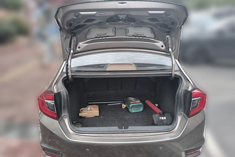 Used Honda Greiz 2016 1.5L Manual Classic Edition Trunk