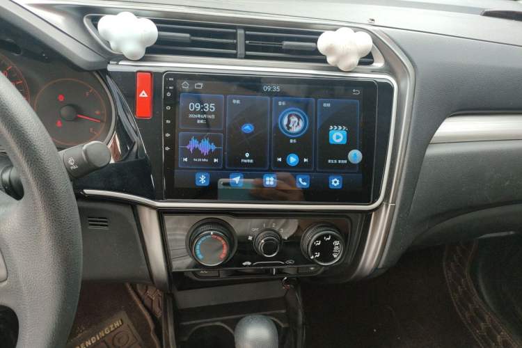 Used Honda Greiz 2016 1.5L CVT Comfort Version Audio And AC Panel