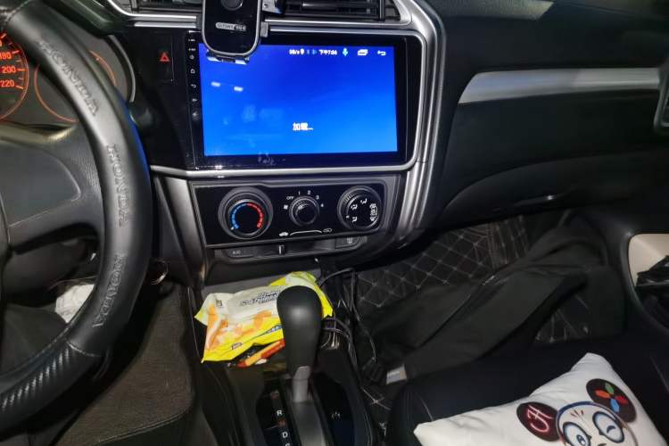 Used Honda Greiz 2016 1.5L CVT Comfort Version Audio And AC Panel