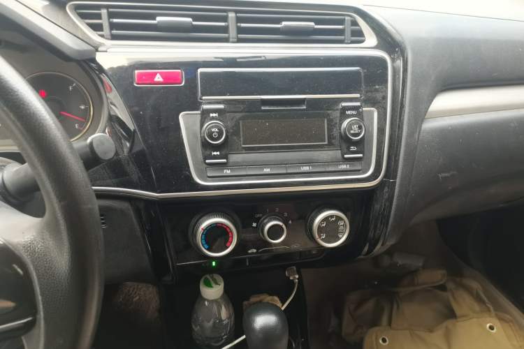 Used Honda Greiz 2016 1.5L CVT Classic Edition Audio And AC Panel