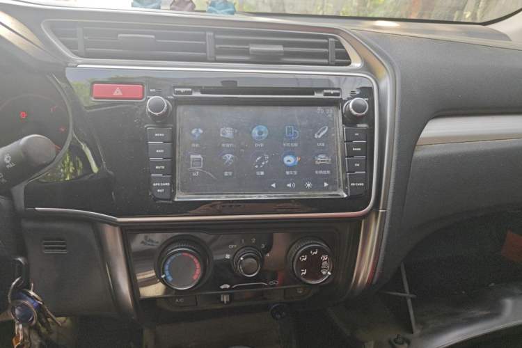 Used Honda Greiz 2016 1.5L CVT Classic Edition Audio And AC Panel