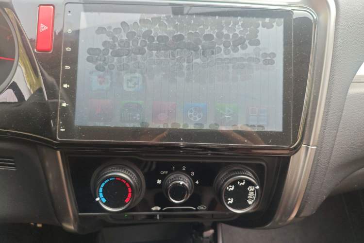 Used Honda Greiz 2016 1.5L CVT Classic Edition Audio And AC Panel