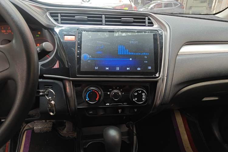 Used Honda Greiz 2016 1.5L CVT Classic Edition Audio And AC Panel