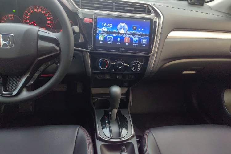 Used Honda Greiz 2016 1.5L CVT Classic Edition Audio And AC Panel
