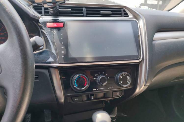 Used Honda Greiz 2016 1.5L CVT Classic Edition Audio And AC Panel