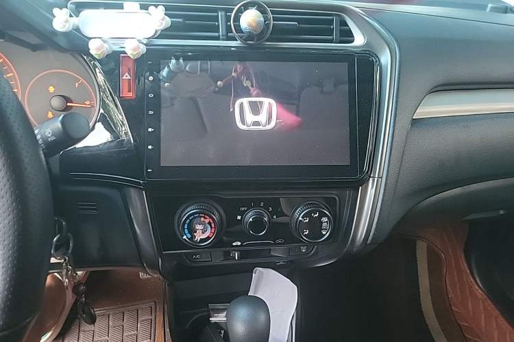 Used Honda Greiz 2016 1.5L CVT Classic Edition Audio And AC Panel