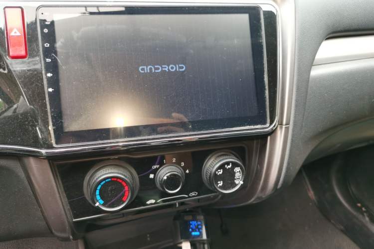 Used Honda Greiz 2016 1.5L CVT Classic Edition Audio And AC Panel