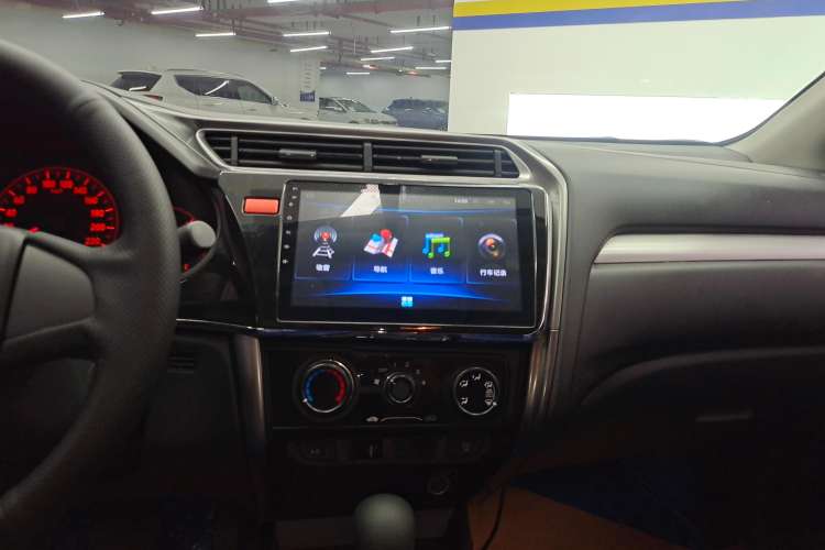 Used Honda Greiz 2016 1.5L CVT Classic Edition Audio And AC Panel