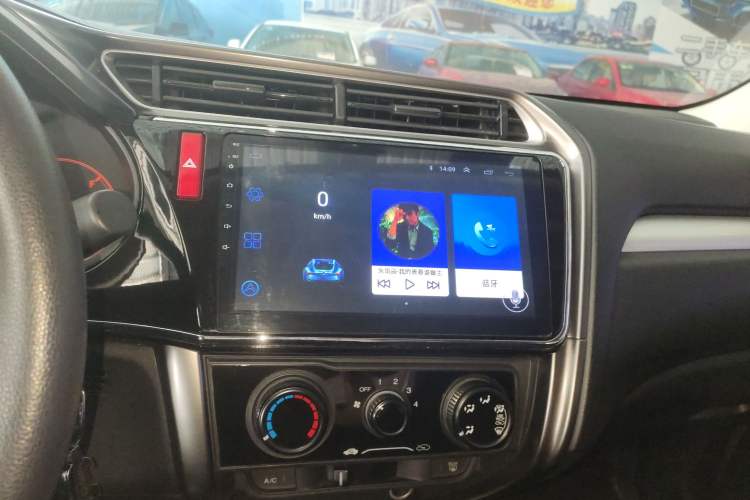 Used Honda Greiz 2016 1.5L CVT Classic Edition Audio And AC Panel