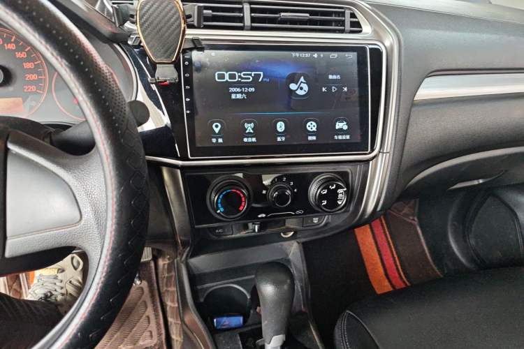 Used Honda Greiz 2016 1.5L CVT Classic Edition Audio And AC Panel