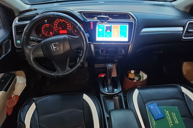 Used Honda Greiz 2016 1.5L CVT Classic Edition Center Console
