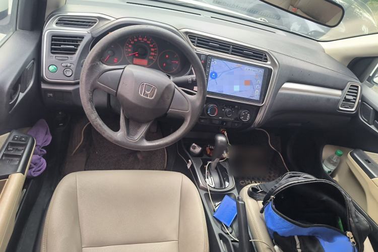 Used Honda Greiz 2016 1.5L CVT Classic Edition Center Console