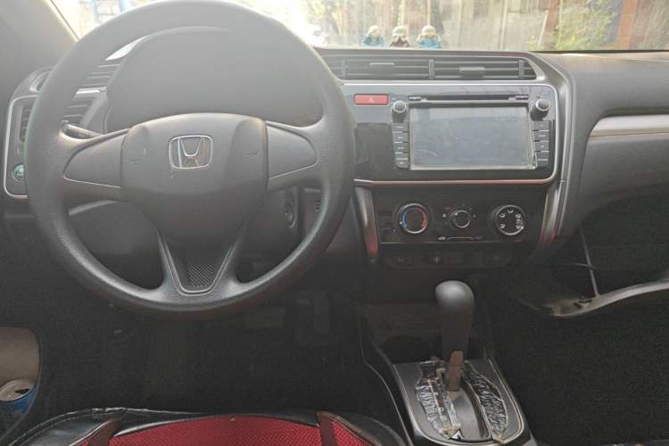 Used Honda Greiz 2016 1.5L CVT Classic Edition Center Console