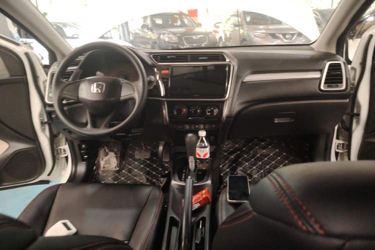 Used Honda Greiz 2016 1.5L CVT Classic Edition Center Console