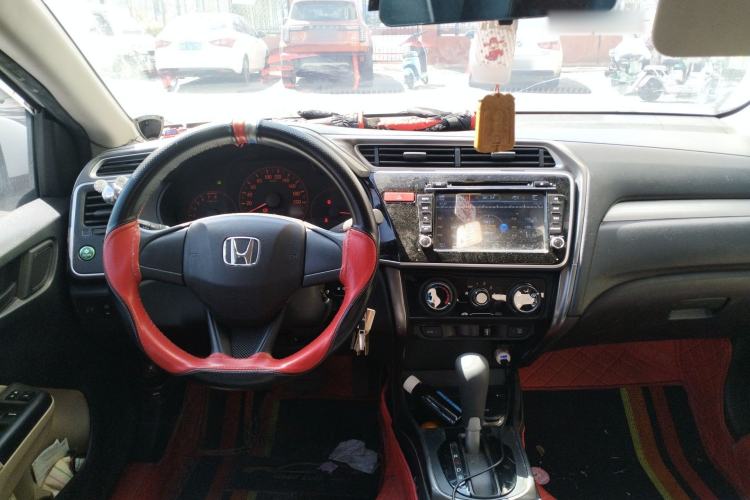 Used Honda Greiz 2016 1.5L CVT Comfort Version Center Console