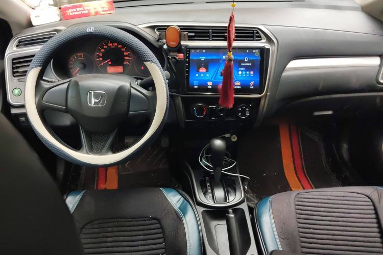 Used Honda Greiz 2016 1.5L CVT Classic Edition Center Console