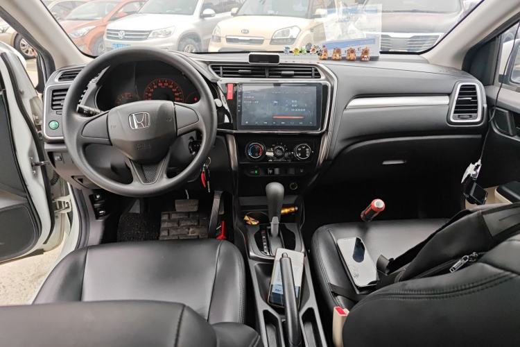 Used Honda Greiz 2016 1.5L CVT Classic Edition Center Console