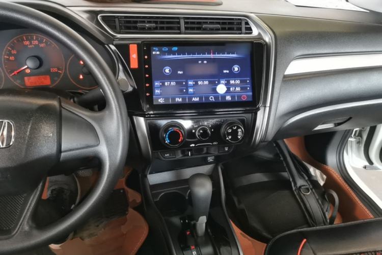 Used Honda Greiz 2016 1.5L CVT Classic Edition Center Console