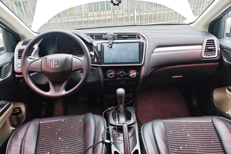 Used Honda Greiz 2016 1.5L CVT Classic Edition Center Console
